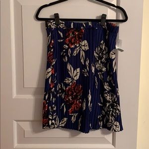 Pleated floral skirt